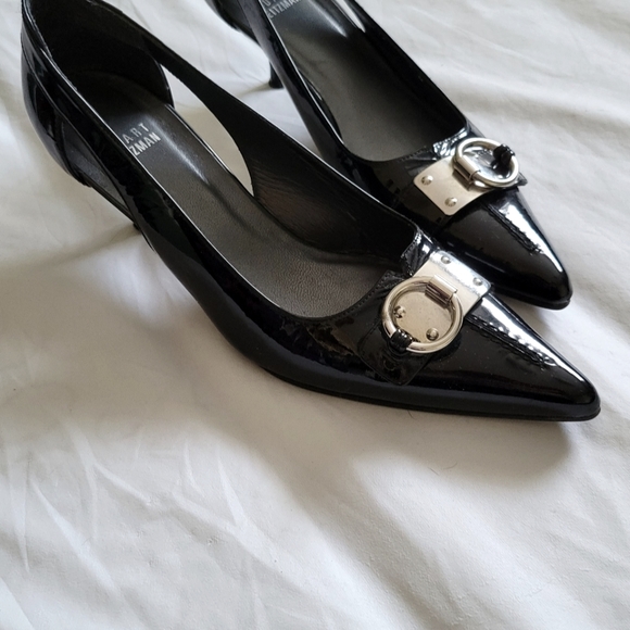 Stuart Weitzman Shoes - Stuart Weitzman Kitten Heels - Patent Leather - Size 7